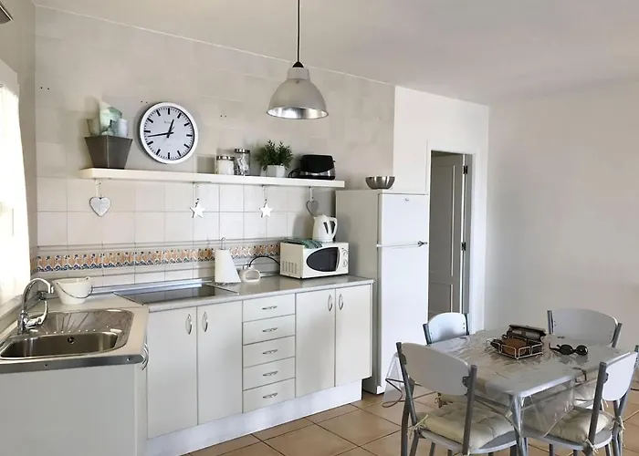 My Ocean !!! Breathtaking Location, Steps To The Ocean, Spacious Sea View, Fully Equipped And Well-furnished With Private Entrance And High-speed Fiber Optic Internet Appartement *