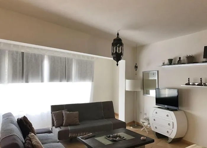 My Ocean !!! Breathtaking Location, Steps To The Ocean, Spacious Sea View, Fully Equipped And Well-furnished With Private Entrance And High-speed Fiber Optic Internet Corralejo