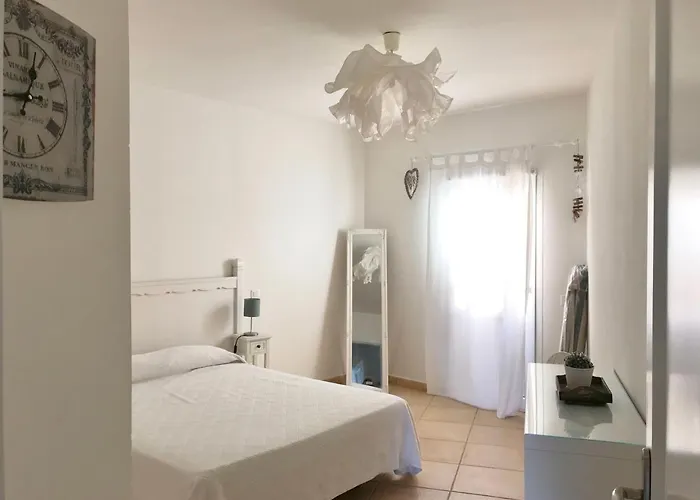 My Ocean !!! Breathtaking Location, Steps To The Ocean, Spacious Sea View, Fully Equipped And Well-furnished With Private Entrance And High-speed Fiber Optic Internet Appartement