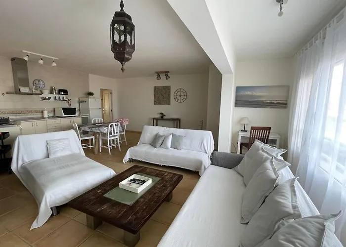 Appartement My Ocean !!! Breathtaking Location, Steps To The Ocean, Spacious Sea View, Fully Equipped And Well-furnished With Private Entrance And High-speed Fiber Optic Internet Corralejo