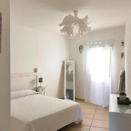 My Ocean !!! Breathtaking Location, Steps To The Ocean, Spacious Sea View, Fully Equipped And Well-furnished With Private Entrance And High-speed Fiber Optic Internet Appartement