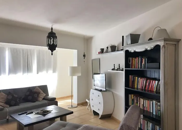 Apartmán My Ocean !!! Breathtaking Location, Steps To The Ocean, Spacious Sea View, Fully Equipped And Well-furnished With Private Entrance And High-speed Fiber Optic Internet *