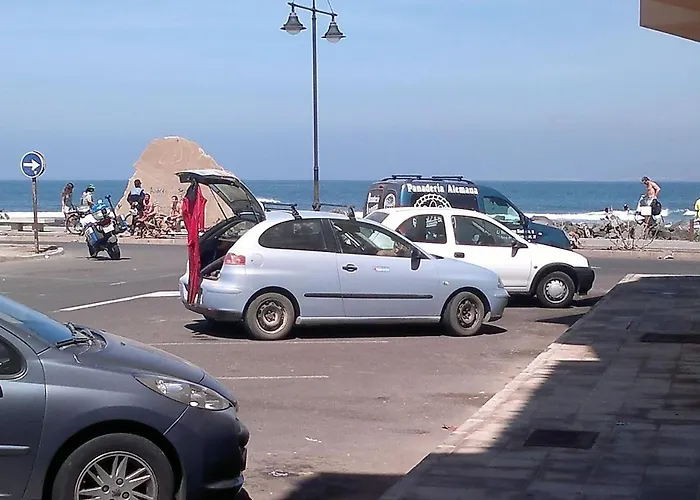 My Ocean !!! Breathtaking Location, Steps To The Ocean, Spacious Sea View, Fully Equipped And Well-furnished With Private Entrance And High-speed Fiber Optic Internet * Corralejo