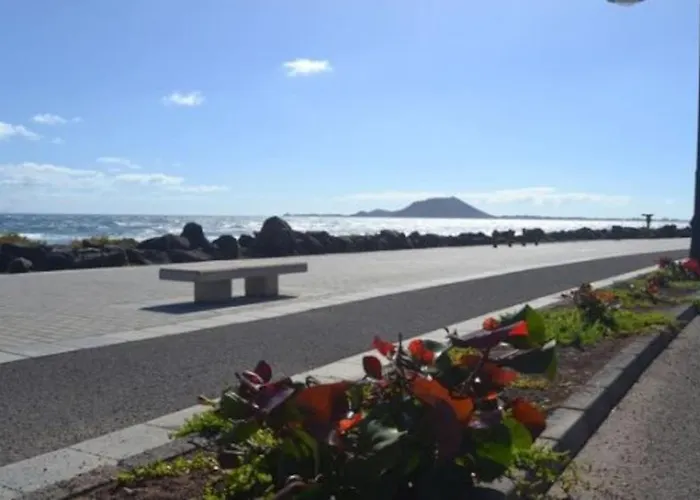 My Ocean !!! Breathtaking Location, Steps To The Ocean, Spacious Sea View, Fully Equipped And Well-furnished With Private Entrance And High-speed Fiber Optic Internet Apartmán Corralejo