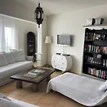 My Ocean - Breathtaking Location, Steps To The Ocean, Spacious Sea View, Fully Equipped And Well-furnished With Private Entrance And High-speed Fiber Optic Internet Apartamento Corralejo